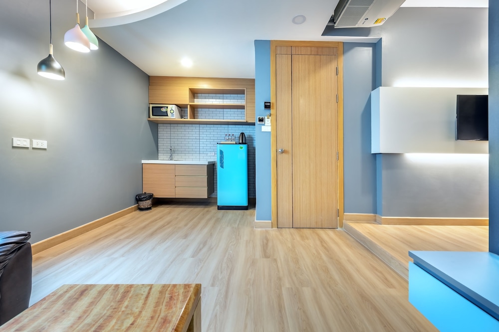 Qiu Hotel Sukhumvit 16/50