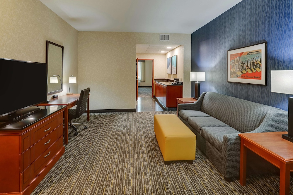 Drury Inn and Suites St Louis Arnold 27/46