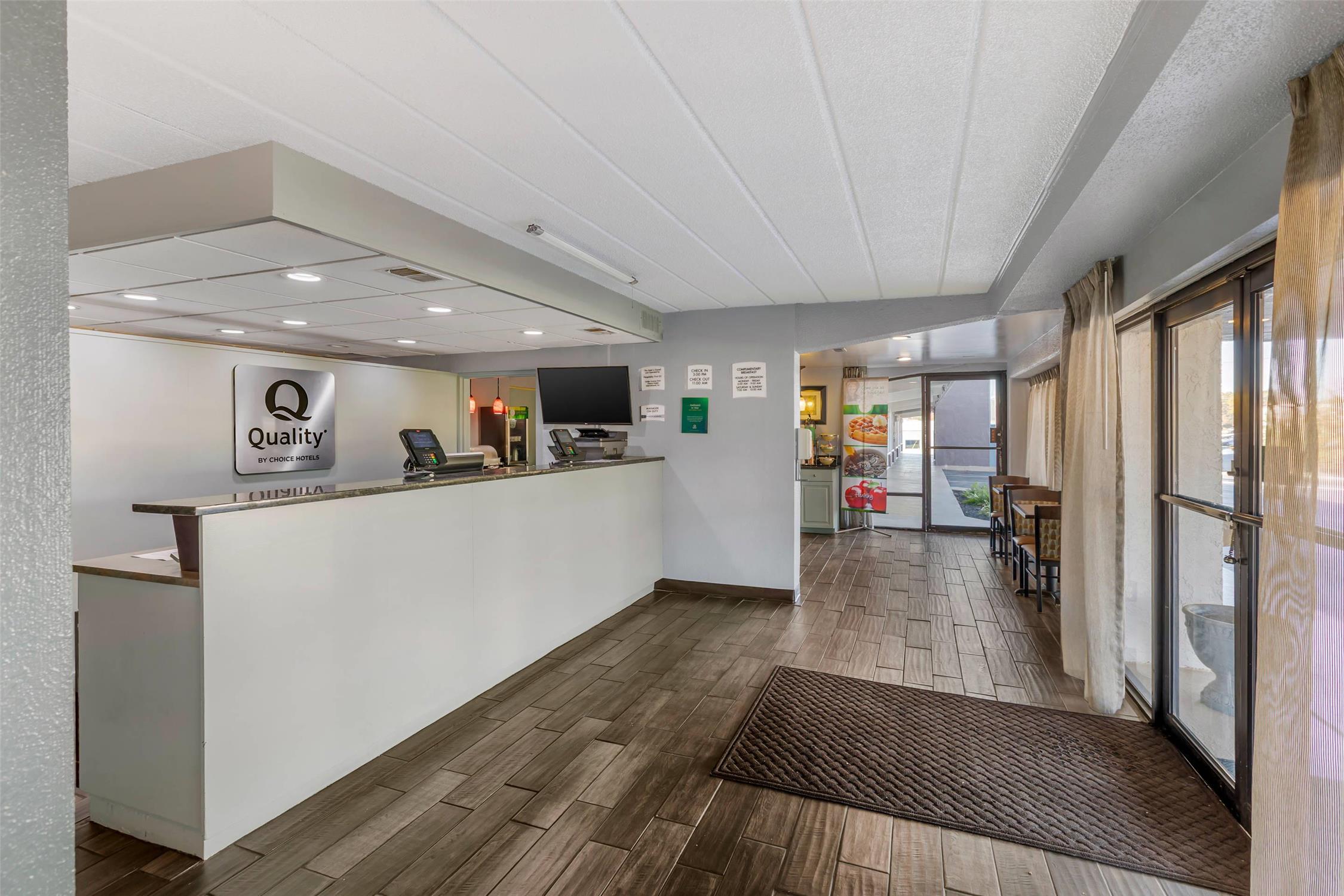 Quality Inn & Suites Easley - Greenville 3/18
