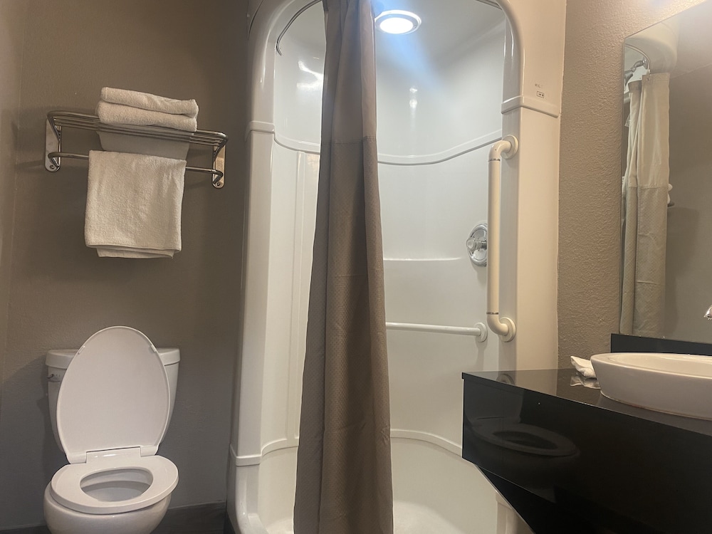 Motel6 San Bernardino, CA - South 27/29