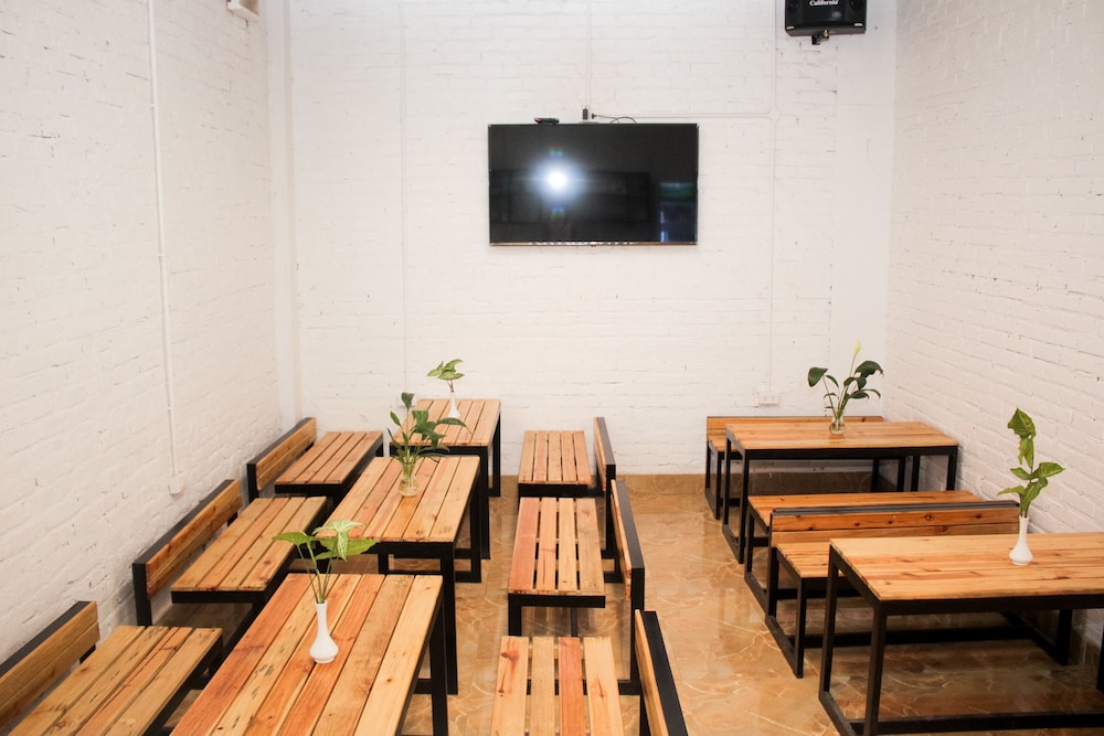 Aroma Ha Long Hostel 34/50