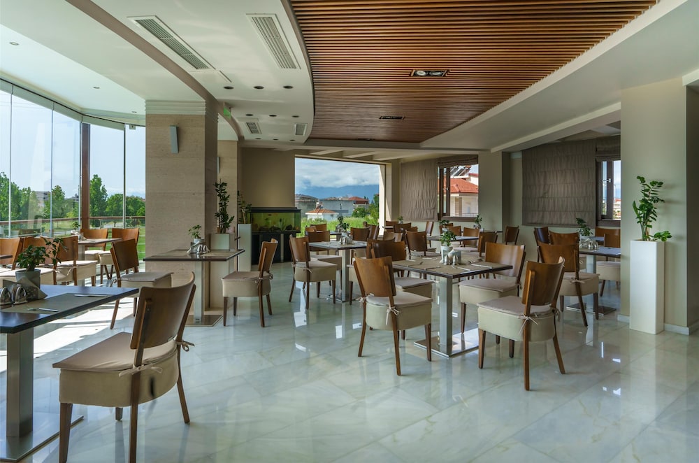 Cosmopolitan Hotel And Spa 39/50