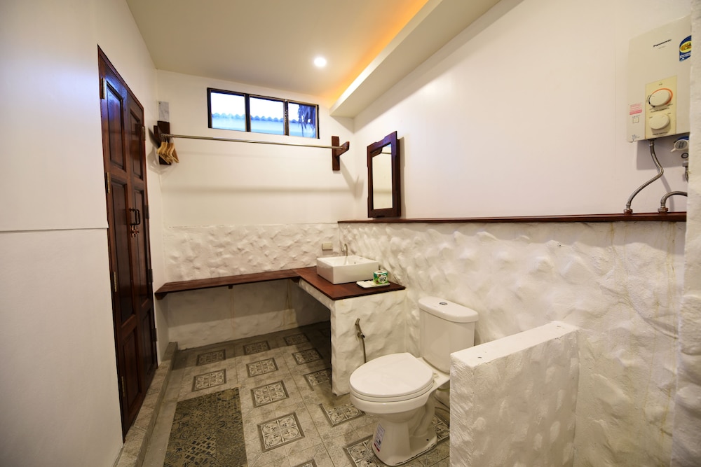 Chunut House Resort 50/51