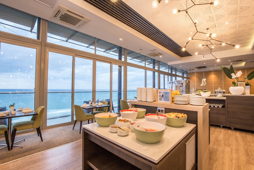 Belaire Suites 37/50