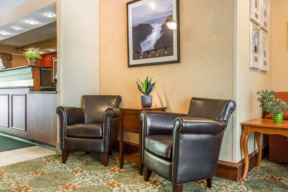 Maine Evergreen Hotel Ascend Hotel Collection 27/33