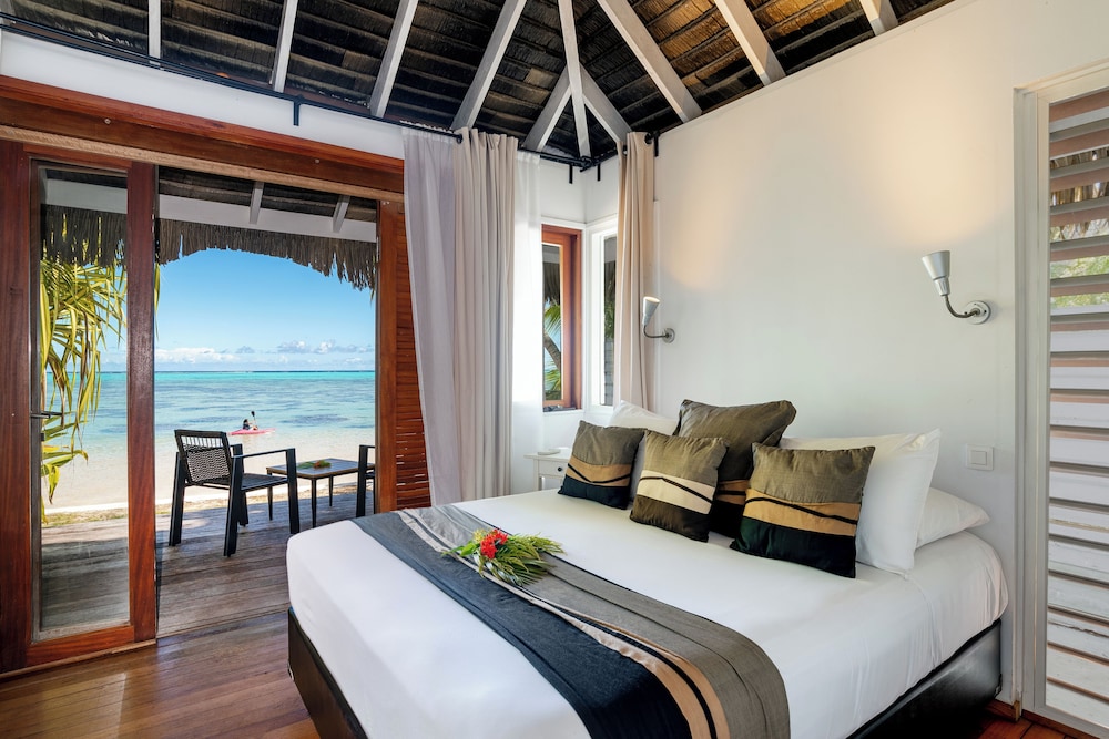 Beach, Bungalow, Queen Bed