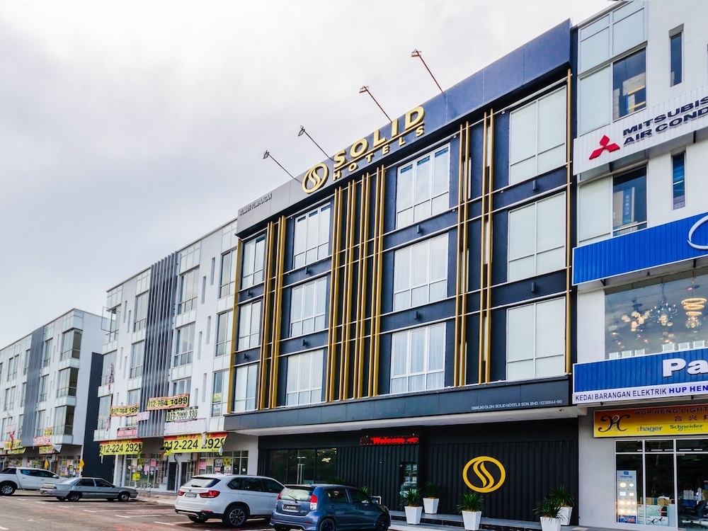 Solid Hotels 1/17