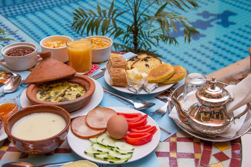 Amani Hotel Suites & Spa 73/85