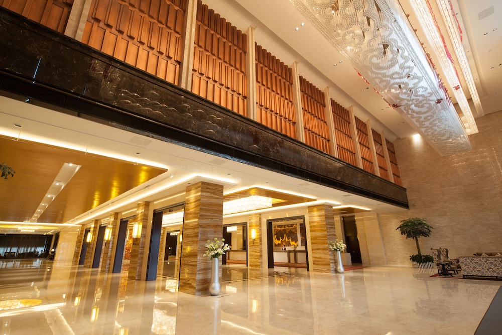 Regal Airport Hotel Xian 2/35