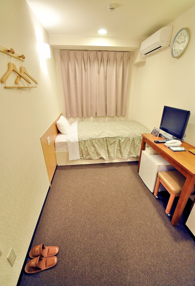 Okayama Universal Hotel Second Annex 44/48