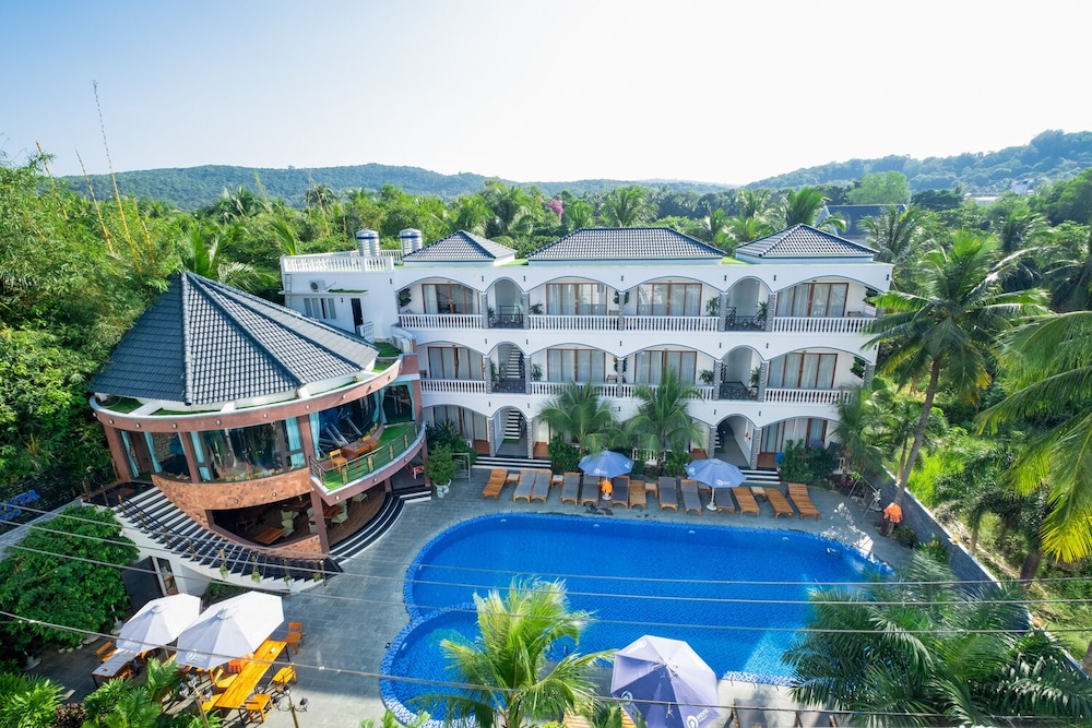 Brenta Phu Quoc Hotel 4/69