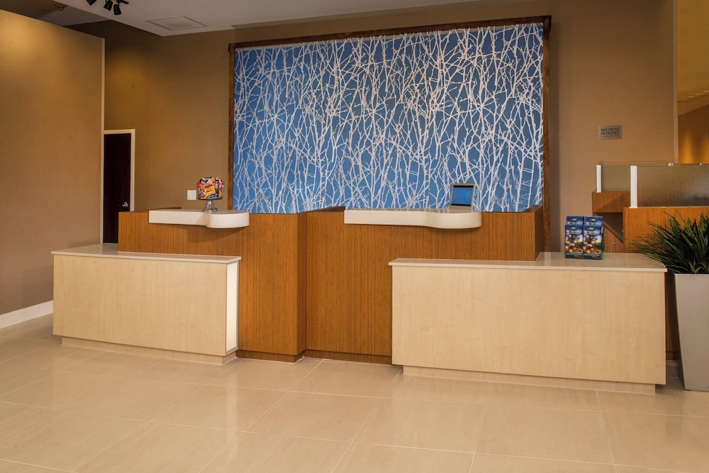 Fairfield Inn And Suites Washington 3/50