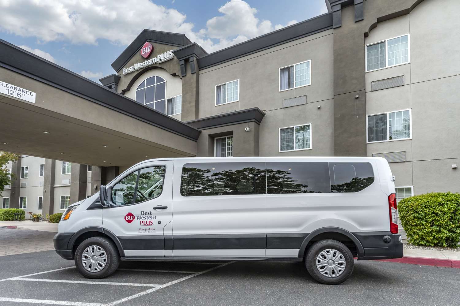 Best Western Plus Vineyard Inn 40/45