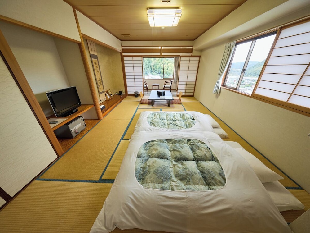 SHUZENJI ONSEN HOTEL TAKITEI 17/50
