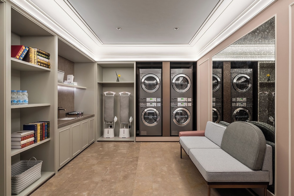 Mercure Ningbo Yinzhou 7/45