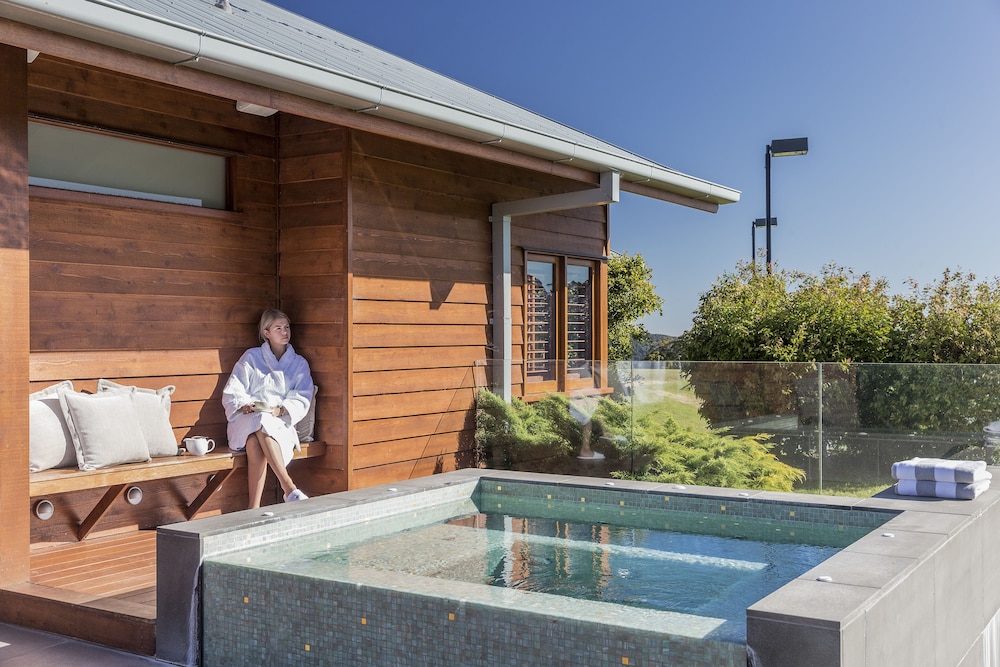 Spicers Peak Lodge 1/82