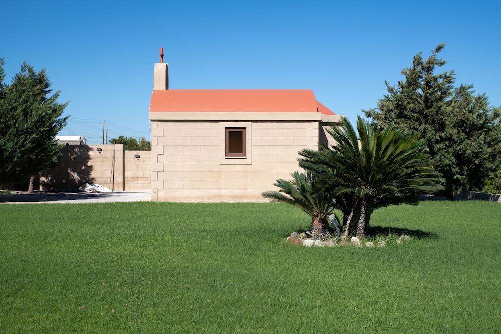 Southrock Villas 52/62
