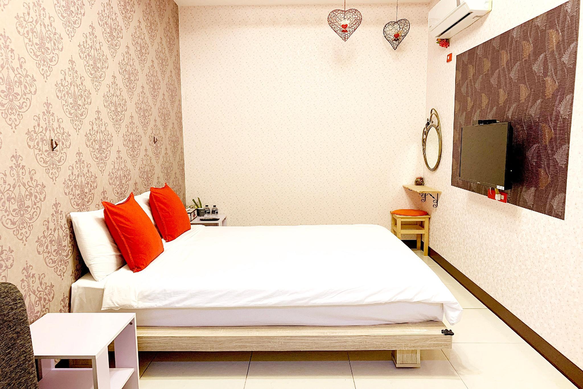 Standard, Double Bed, No Window