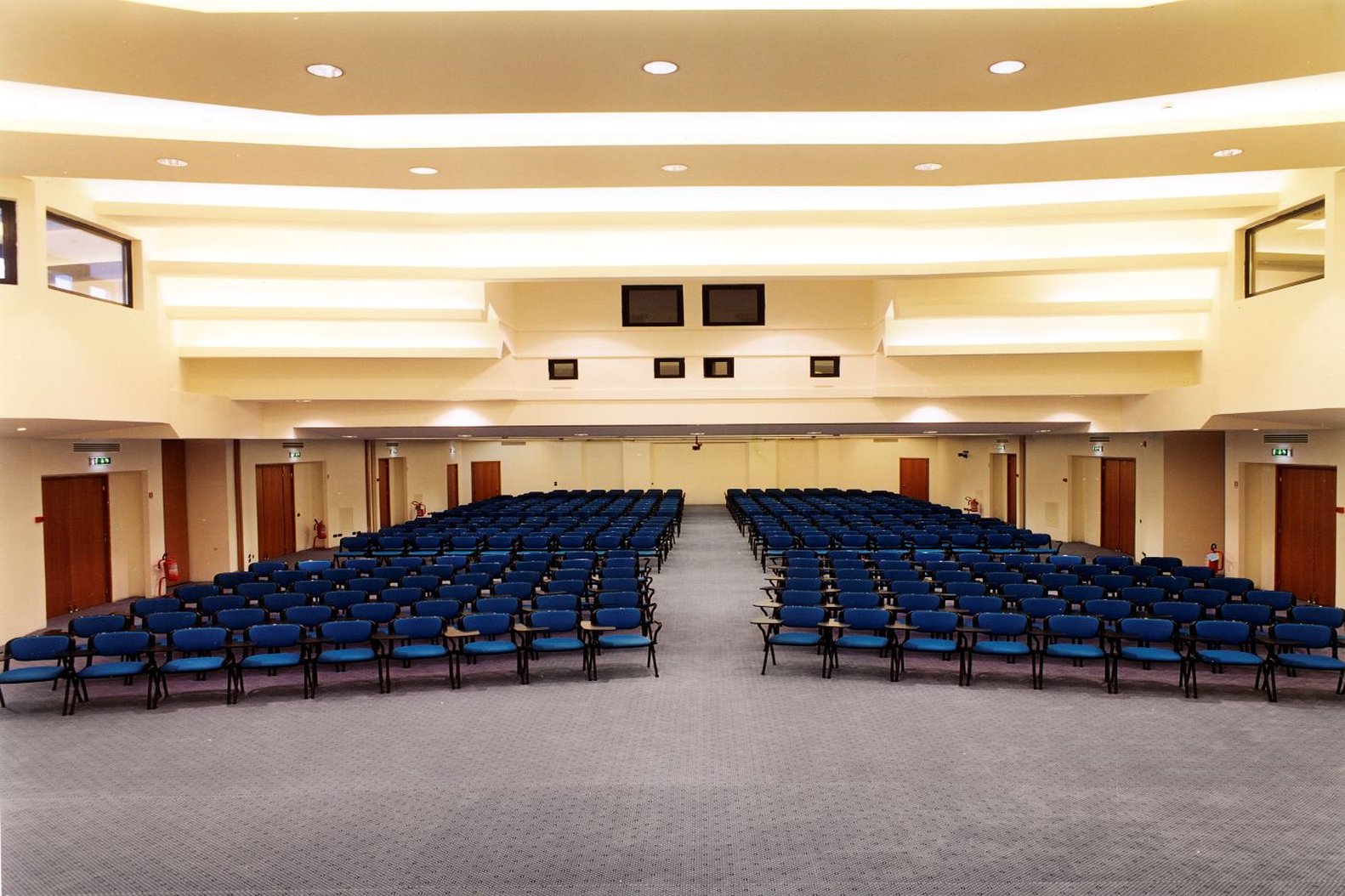 BV Grand Hotel Assisi 40/43