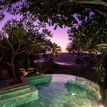 Twin Island Villas And Dive Resort 44/76