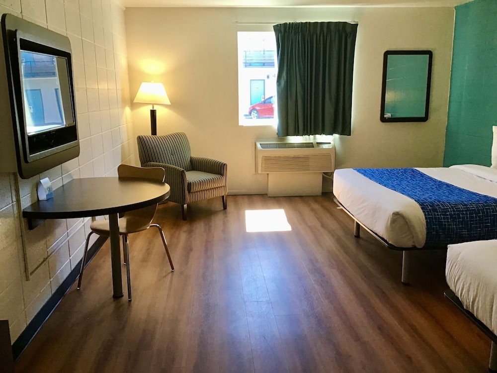 Travelodge Inn & Suites by Wyndham Missoula University Park 21/28