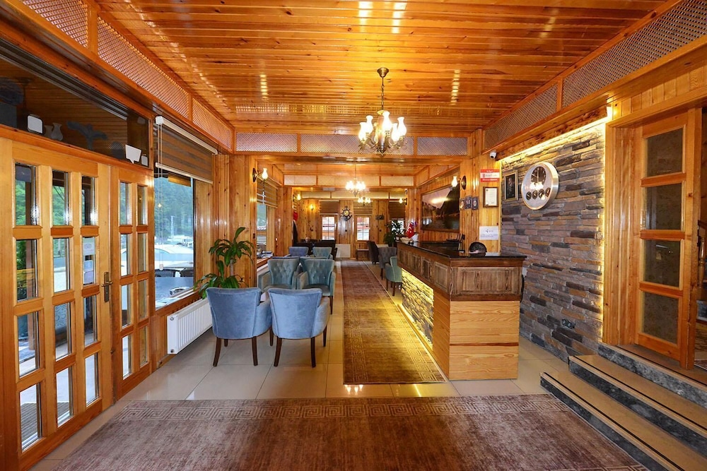 Goblec Hotel 12/72