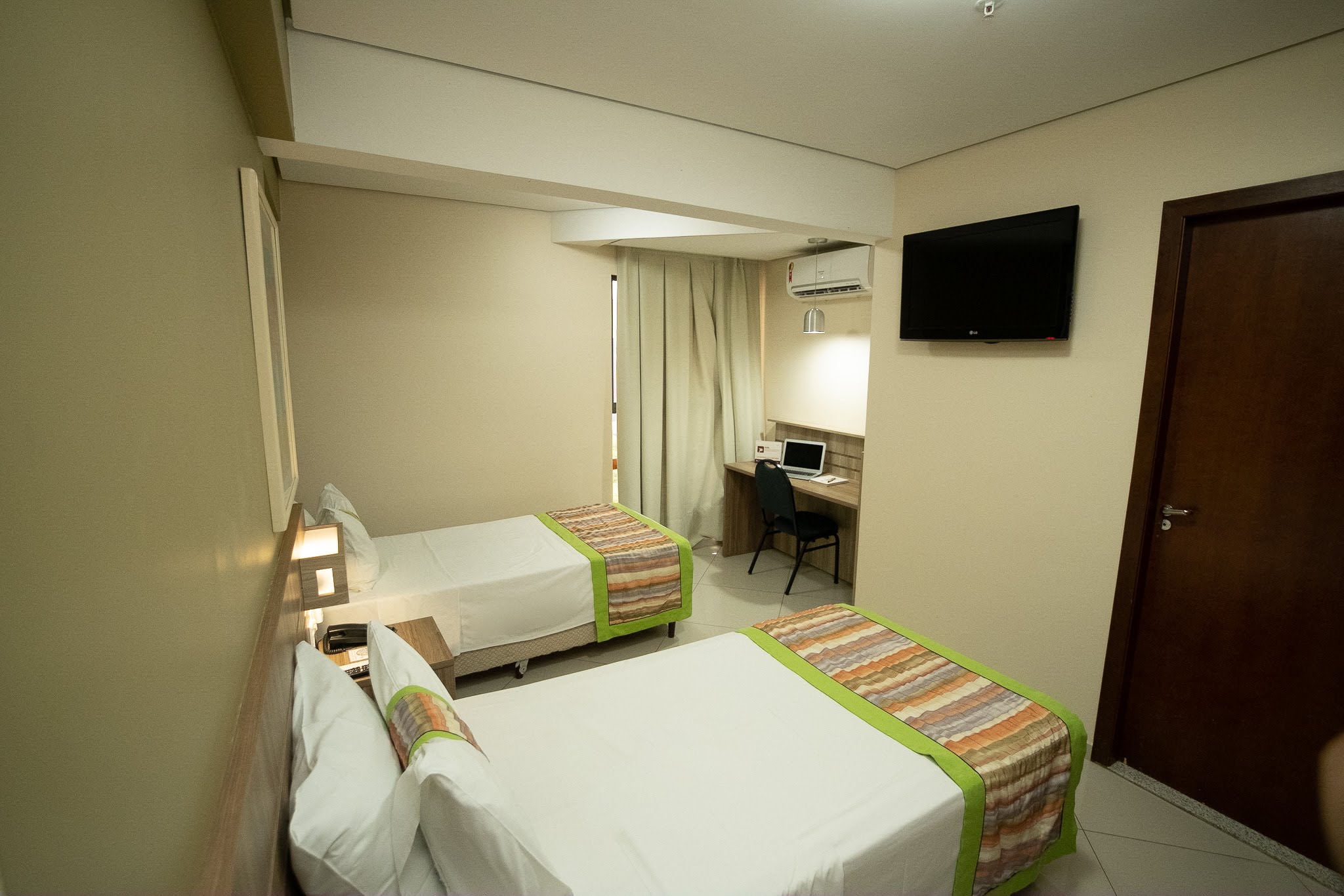 Economy, Twin Beds, PAIAGUAS PALACE HOTEL 4/4