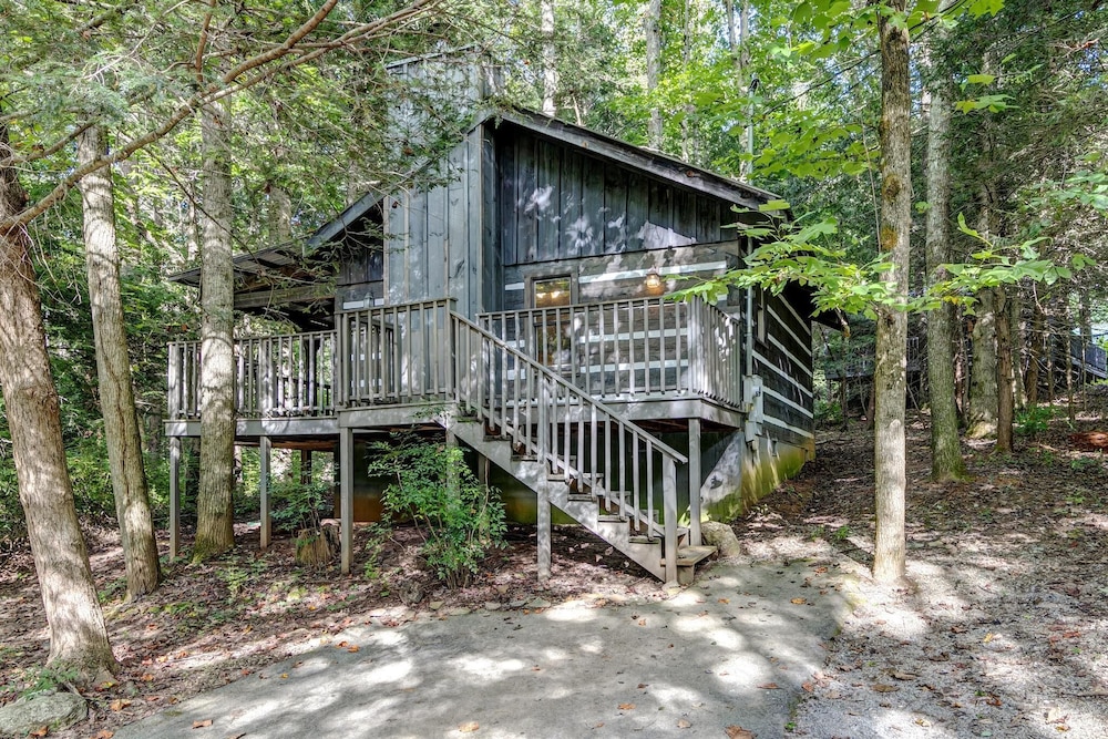 Dancing Bear Lodge 2/50