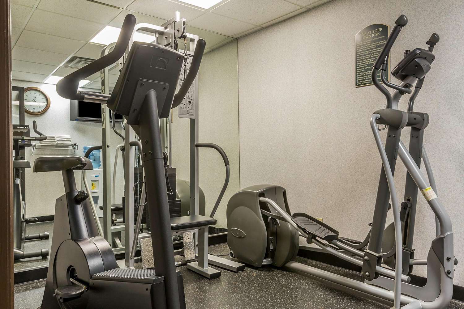 Quality Inn Hyde Park Poughkeepsie North 22/40
