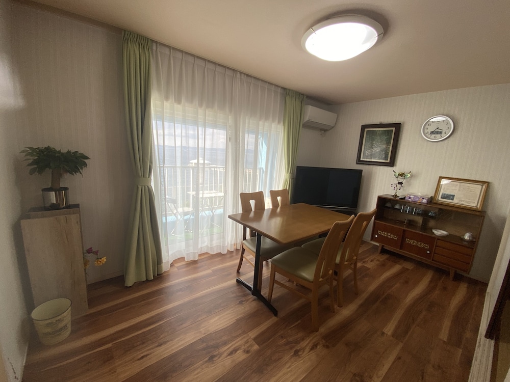 Shinnishiki Hotel 50/68
