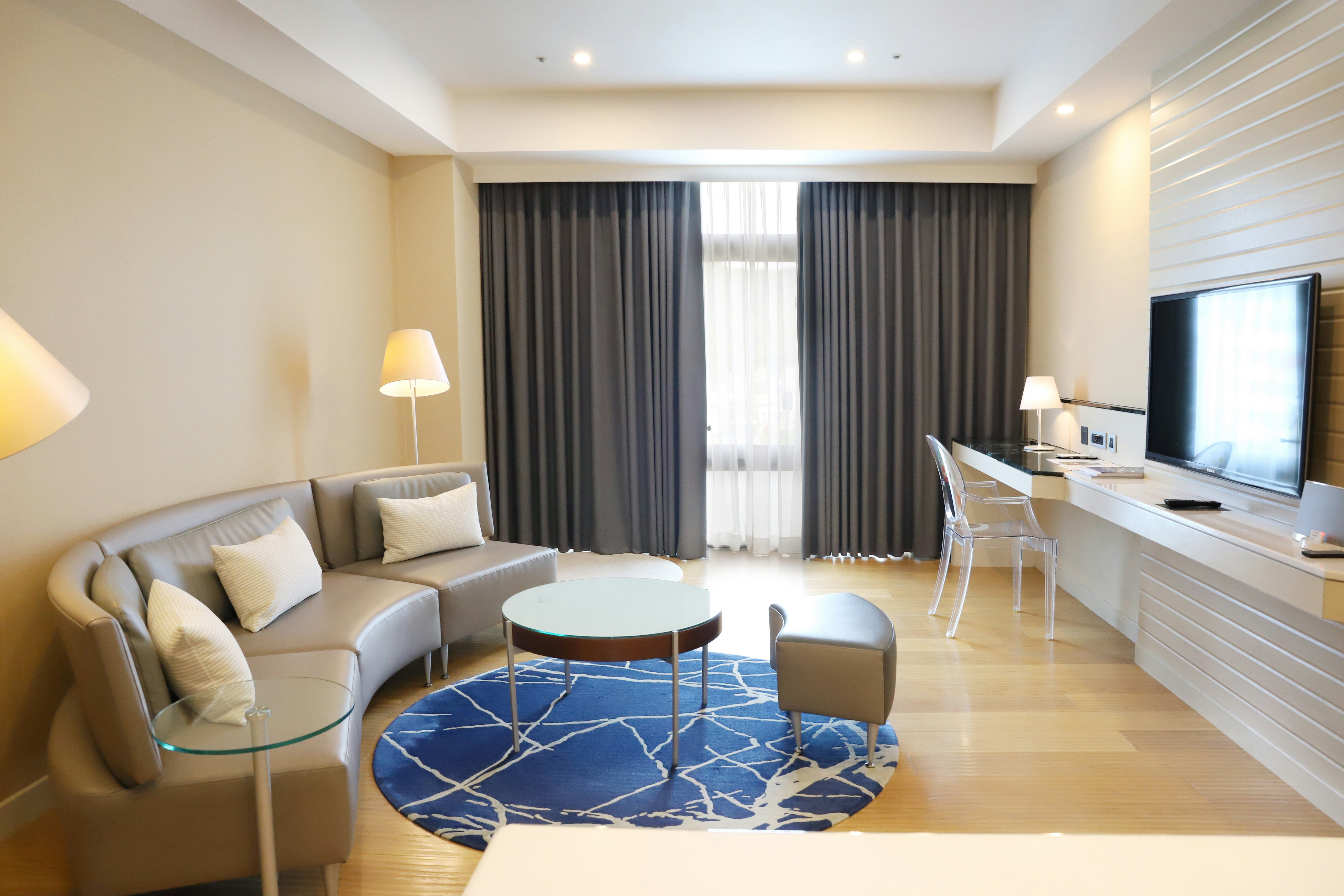 GRAND VICTORIA HOTEL 42/73