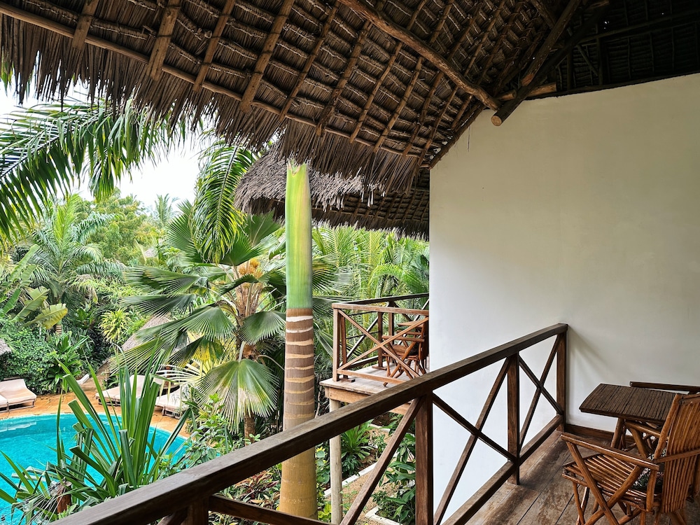 Aluna Beach Lodge 27/50