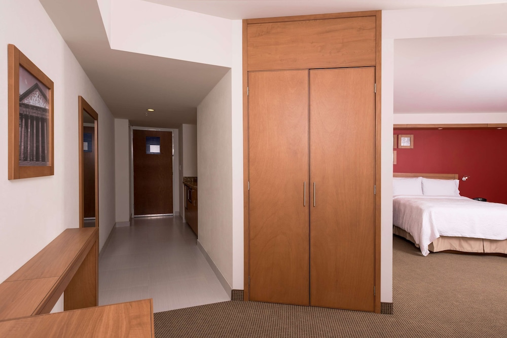 Hampton Inn by Hilton Guadalajara/Expo 23/48