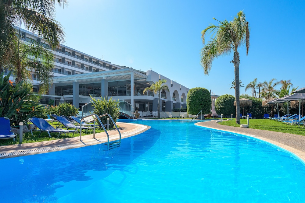 Oceanis Beach Hotel photo4