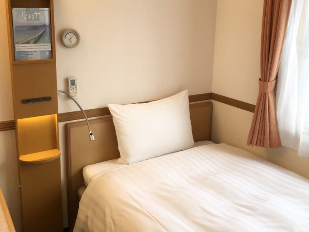 Toyoko Inn Higashi-Hiroshima Ekimae 27/50