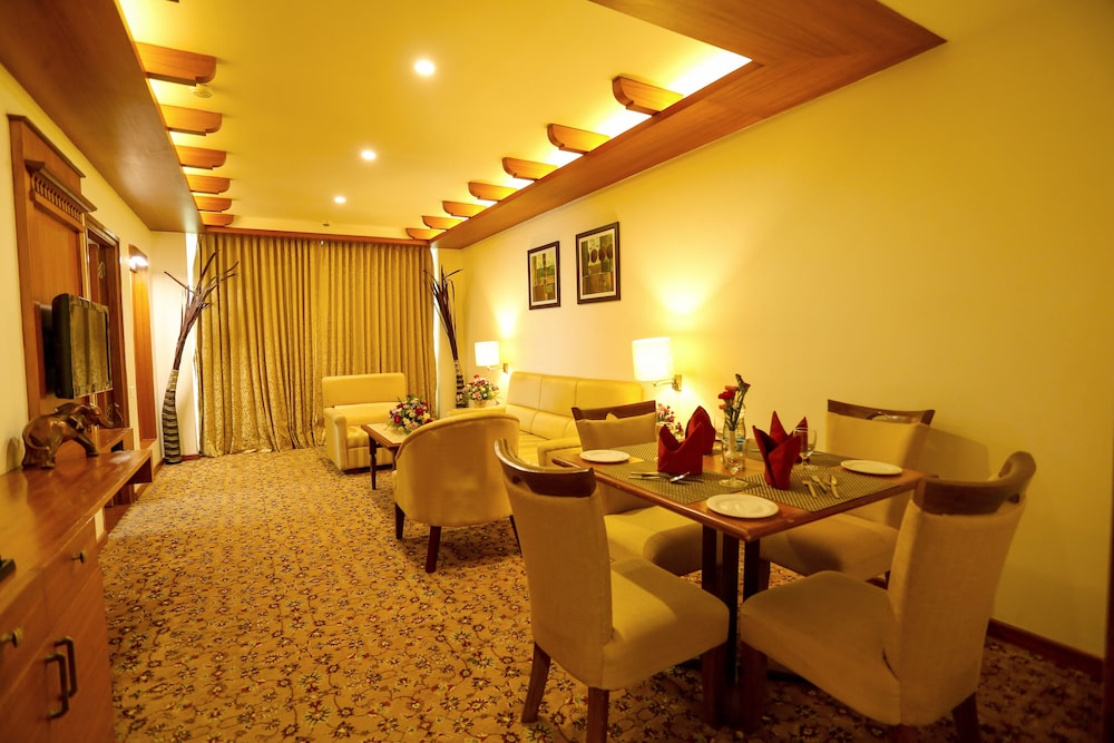 Sivaraj Inn 19/27