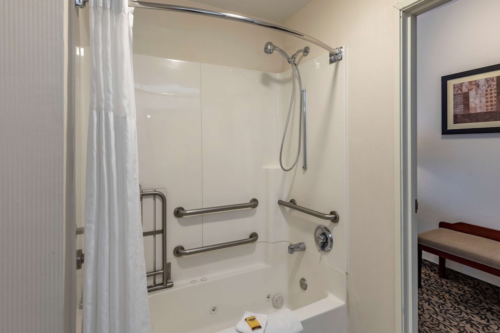 Best Western Plus Boulder Louisville 26/53