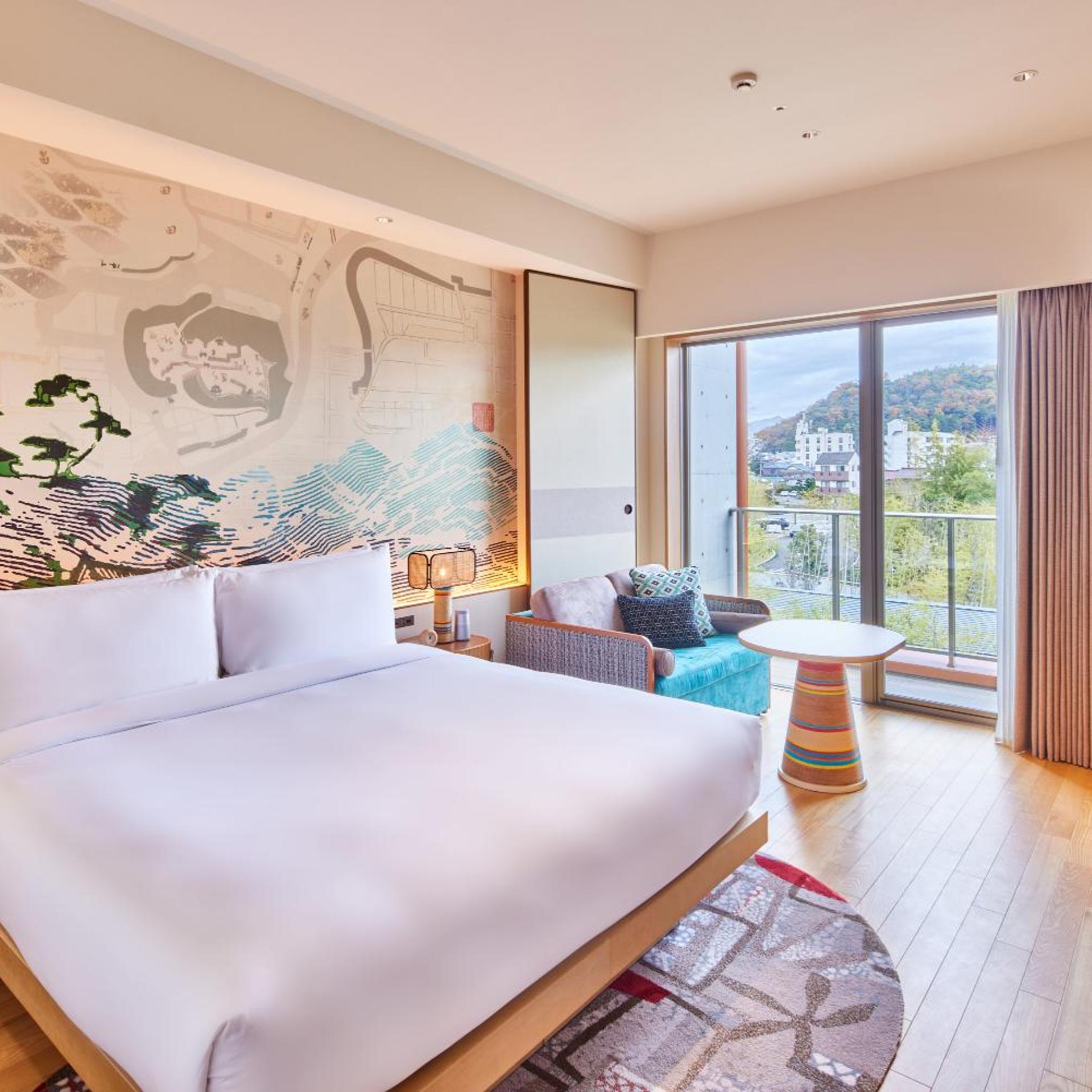 Premium, King Bed, with View