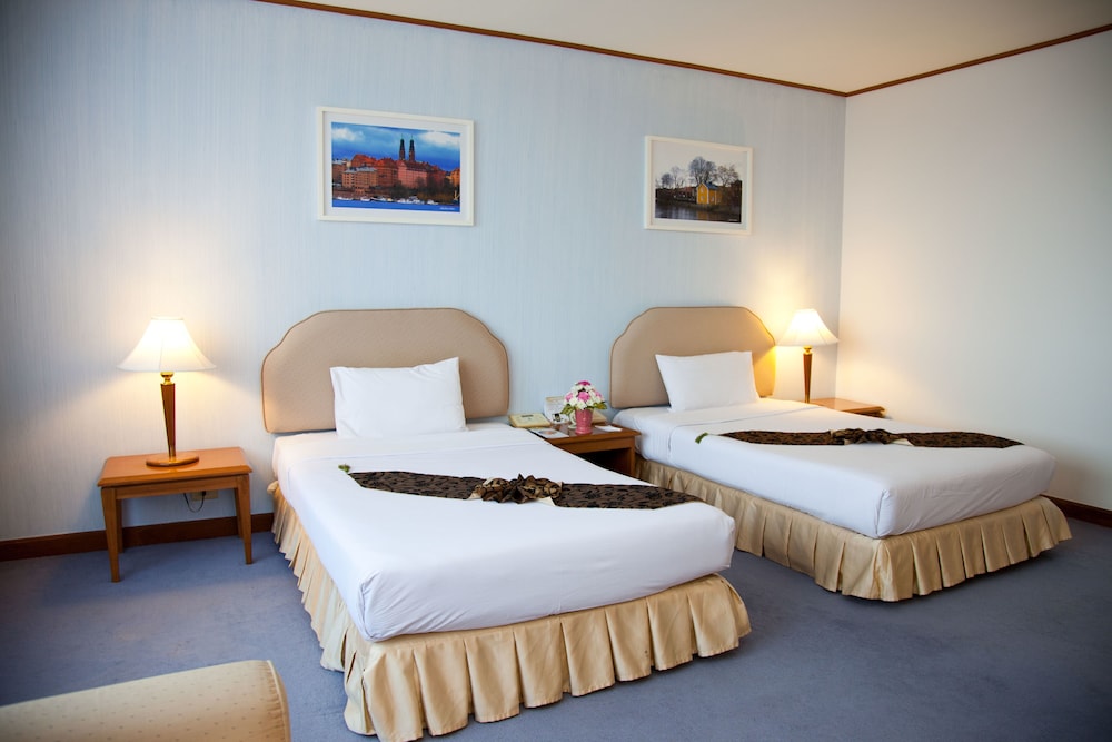 Thumrin Thana Hotel 29/71