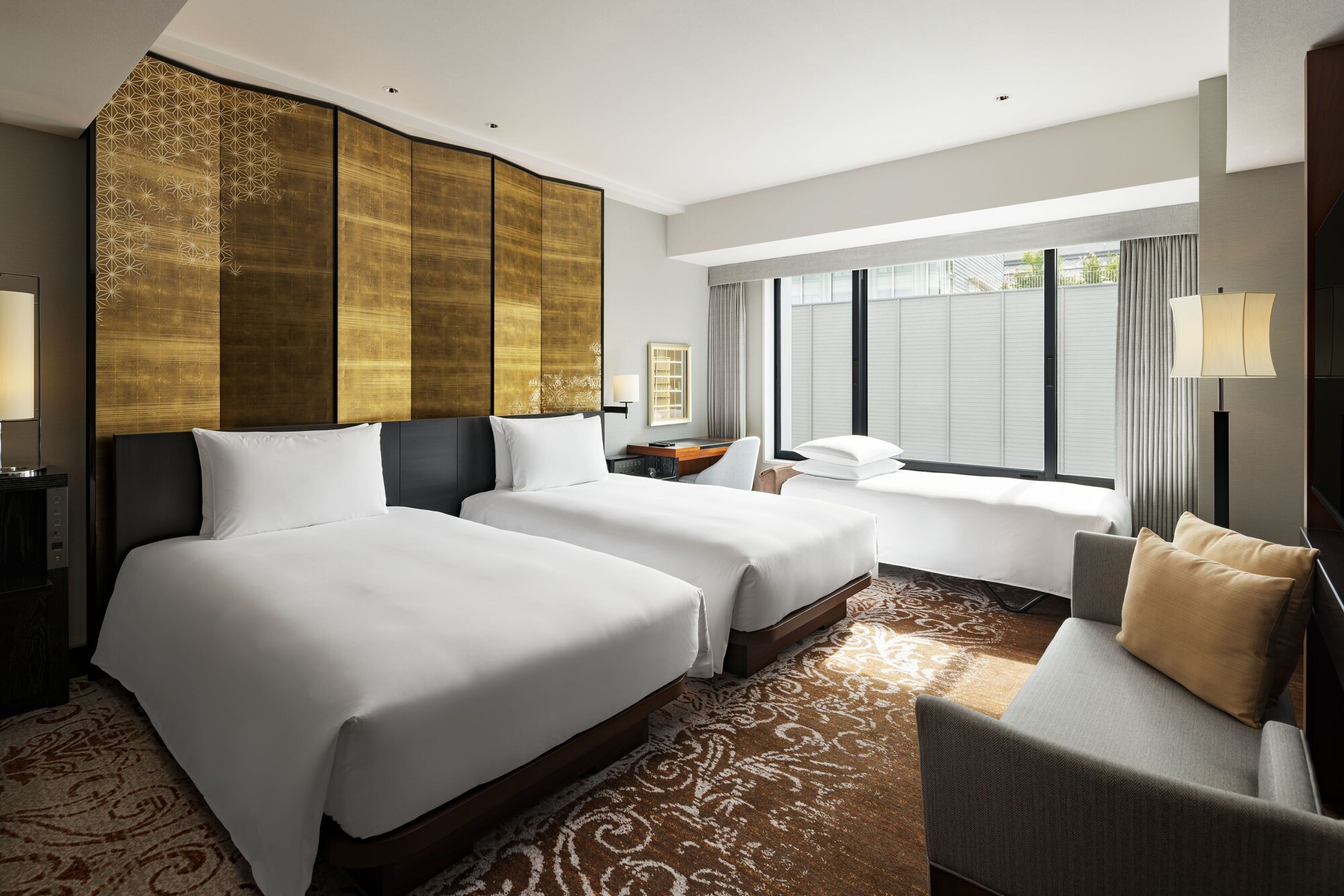 ROOM, TWIN BEDS, WITH EXTRA BED