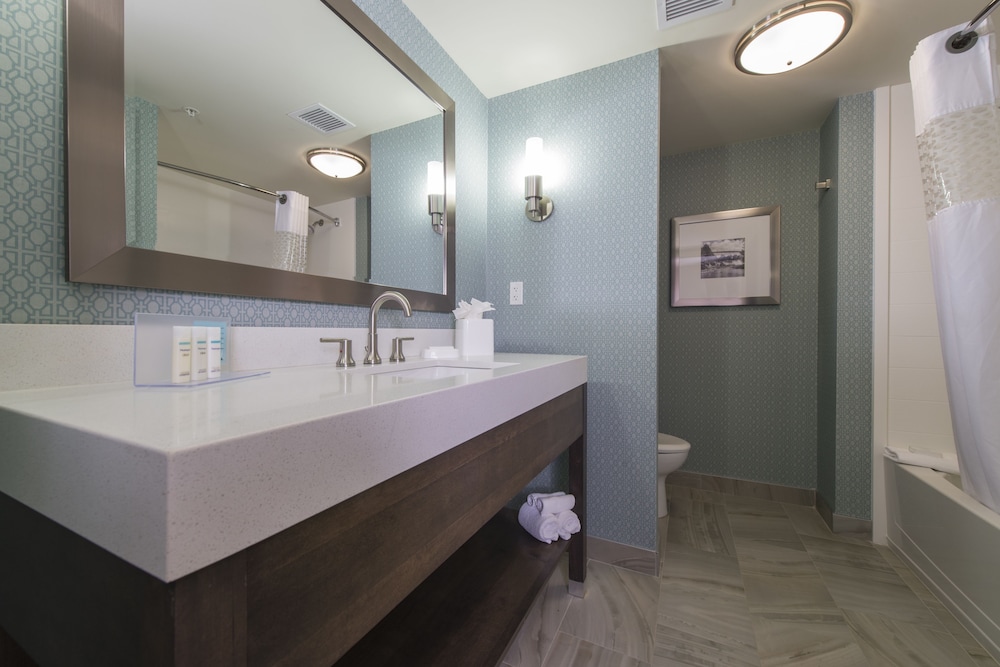 ROOM, 2 QUEEN BEDS, ACCESSIBLE
