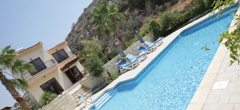 Vineland Holiday Villas 37/48