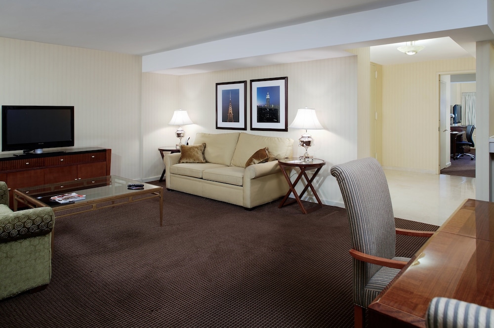 Crowne Plaza Manhattan Times Square by IHG 66/90