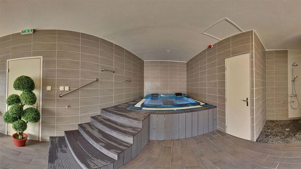 HOTEL LE CALME DES PINS SPA 33/43