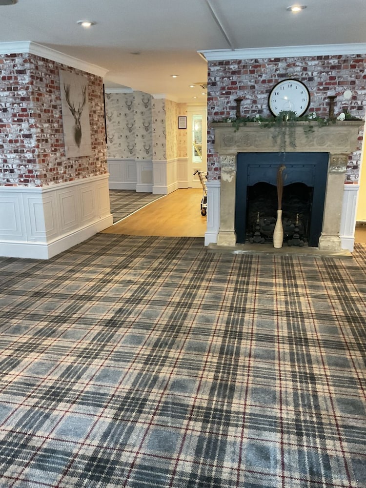 Basingstoke Hotel 6/50