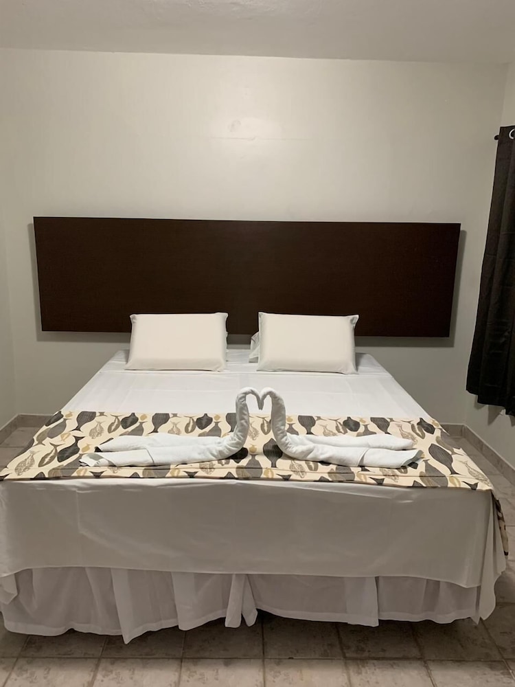 Pousada A Cabana 24/30