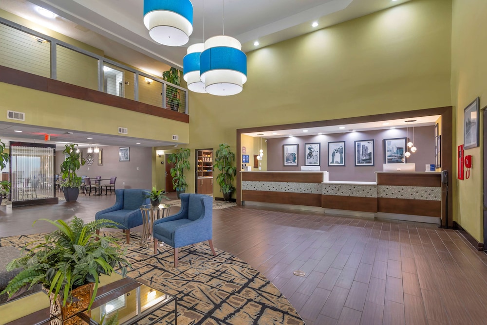 Best Western Plus McDonough Inn & Suites 6/55