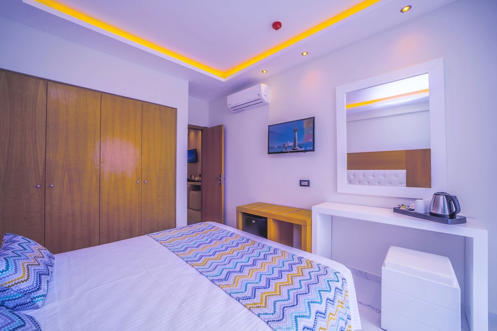 Oceanis Park Hotel 39/88