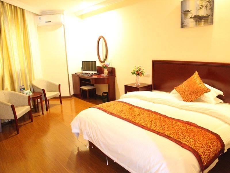 BUSINESS, DOUBLE BED