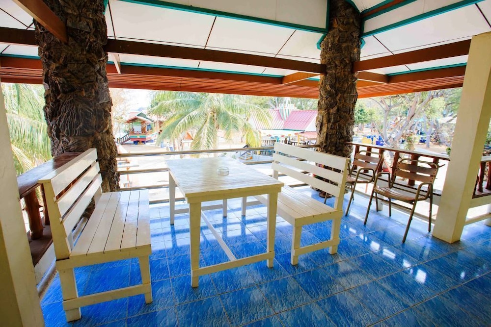 Rimtalay Resort Koh-Sichang 53/70